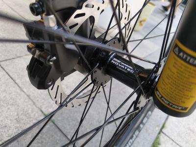美利達公爵300S 24款 優雅精致，暢享騎行樂趣